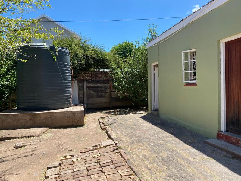 5 Bedroom Property for Sale in Top Town Eastern Cape